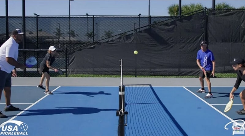 ky-thuat-dink-trong-pickleball.